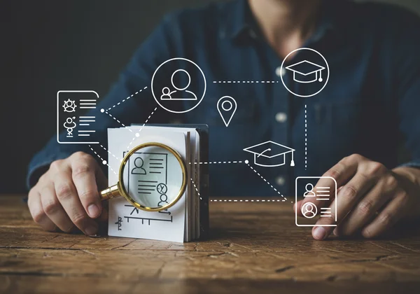 Icon representing finding a qualified professional